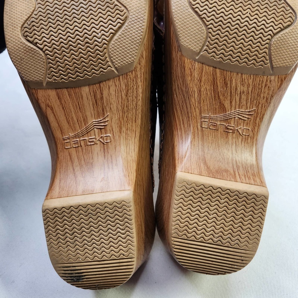 Dansko Sela Patent Leather Sandals Crisscross Strap Brown Size 39 US 8.5-9 - Picture 4 of 7